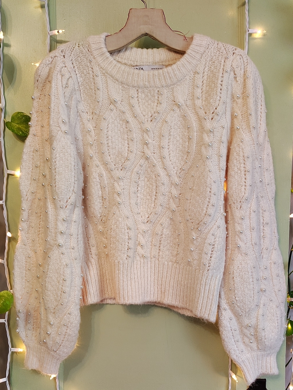 Women's Zara Cropped Cream Pearl Embellished Cable Knit Chunky Sweater M